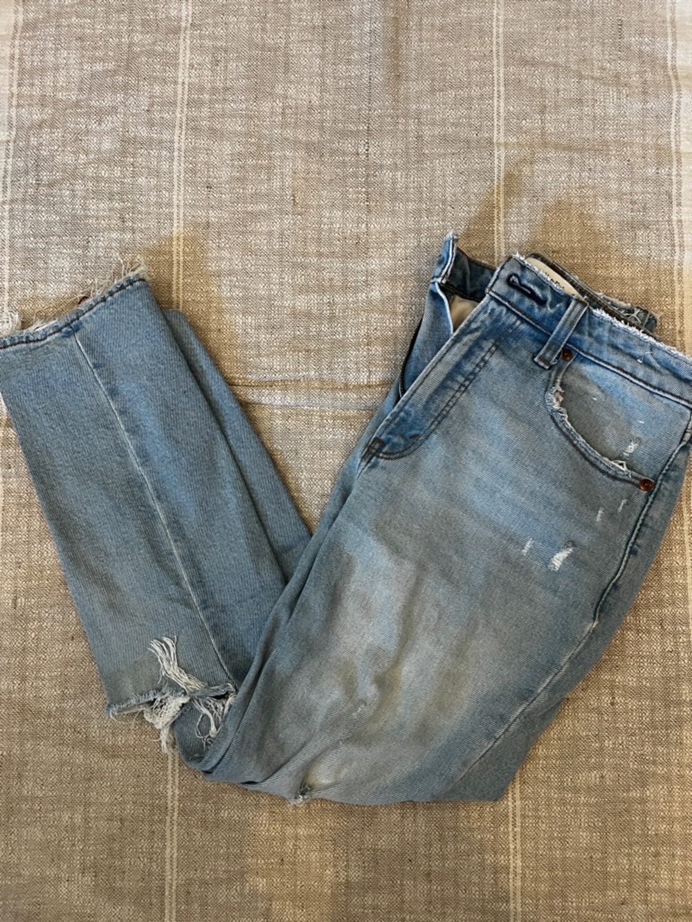 Abercrombie & Fitch Light Wash Skinny Jeans